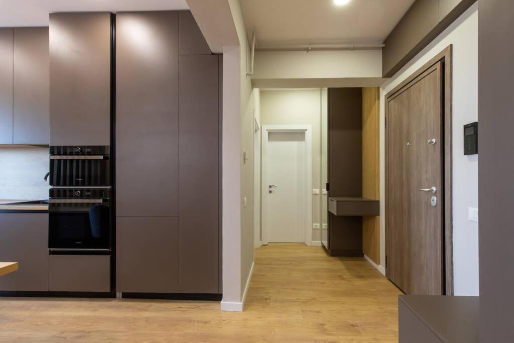 Elegant 2 Bedroom Retreat Бухарест Екстер'єр фото
