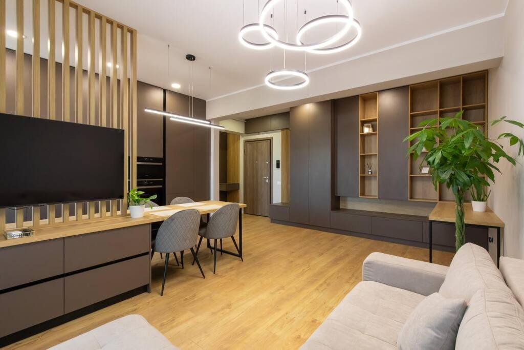 Elegant 2 Bedroom Retreat Бухарест Екстер'єр фото